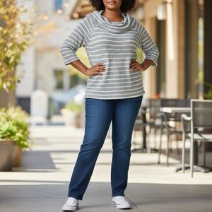 Lane Bryant NWOT, Grey White Striped Cowl Sweater 22/24
